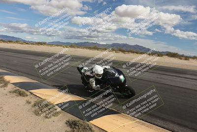 media/Nov-16-2025-Race Pace (Sun) [[8c5fa54630]]/Verified Riders/6-Turn 10 Inside (1145am)/